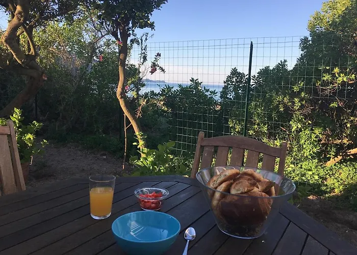 Hébergement de vacances Cabanon Capo Di Feno Ajaccio (Corsica)